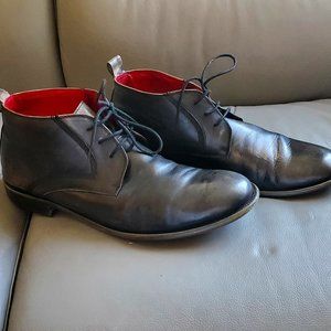 Steve Madden Men's Leather Chcukka Boots.